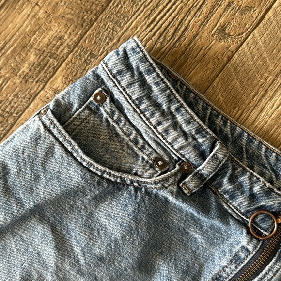 We The Free Denim Front Zip
Mini Skirt, Size 30 - Picture 5 of 13